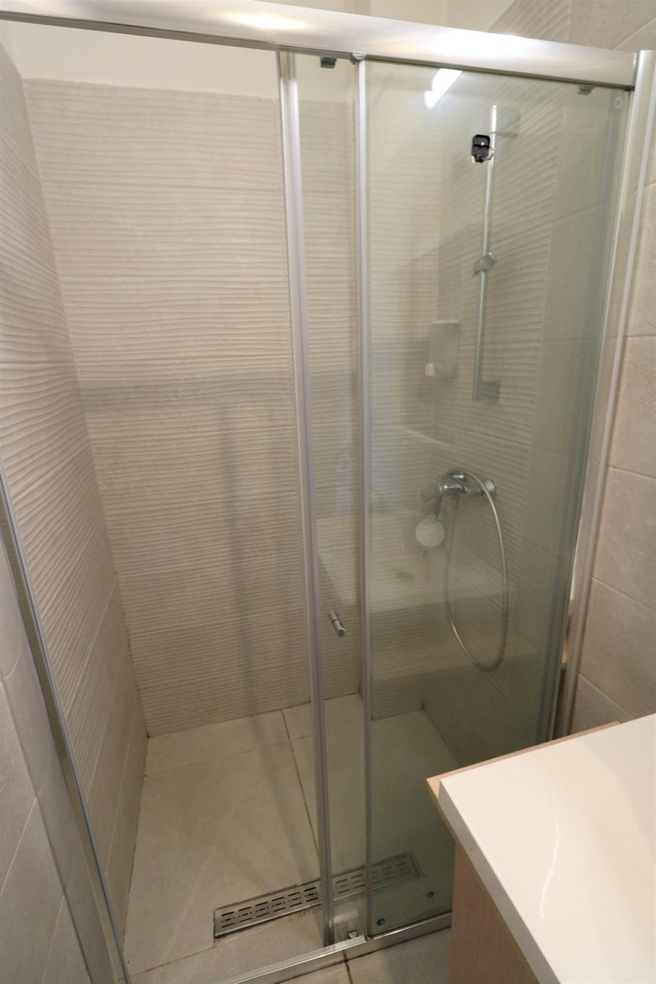 Charming Cozy Apartment - Old Town - Free Minibar Bukares Bagian luar foto