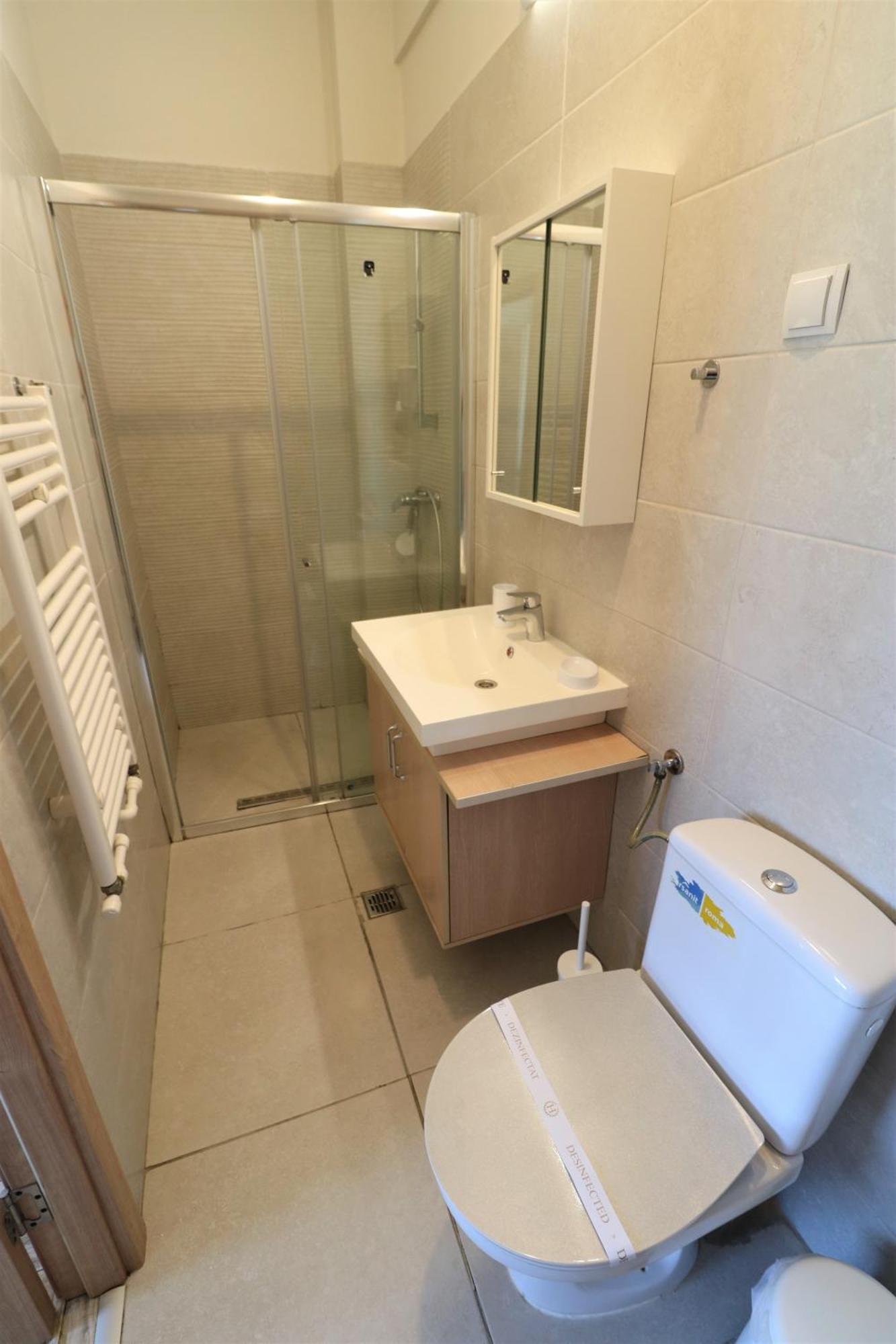 Charming Cozy Apartment - Old Town - Free Minibar Bukares Bagian luar foto